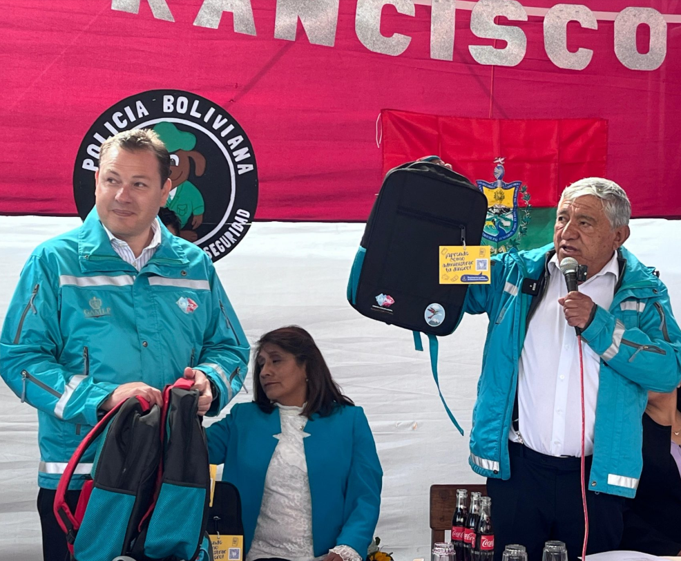 Mochilator 2.5: Más de 77 mil estudiantes ya tienen sus mochilas en La Paz